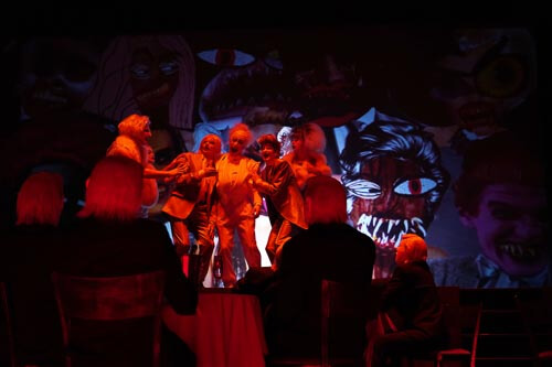10_Assassins,%20Ensemble,%20©Reinhard%20Winkler_@1x
